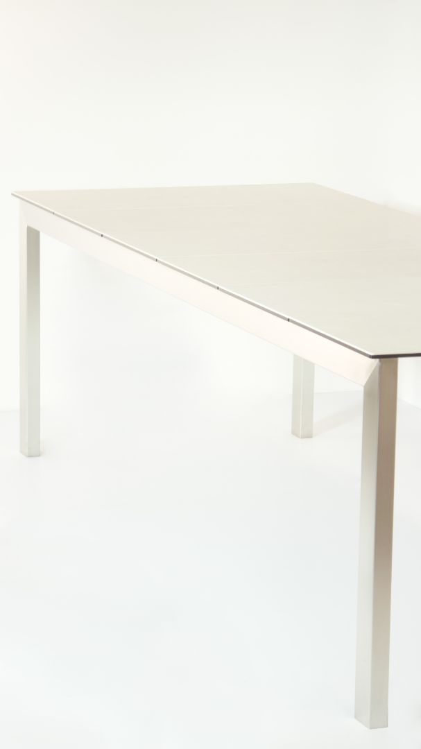 Elevated - Tavolo minimalista vetroceramica e acciaio inox - 220 cm x 90 cm - Rawdsign - Rawdsign - 